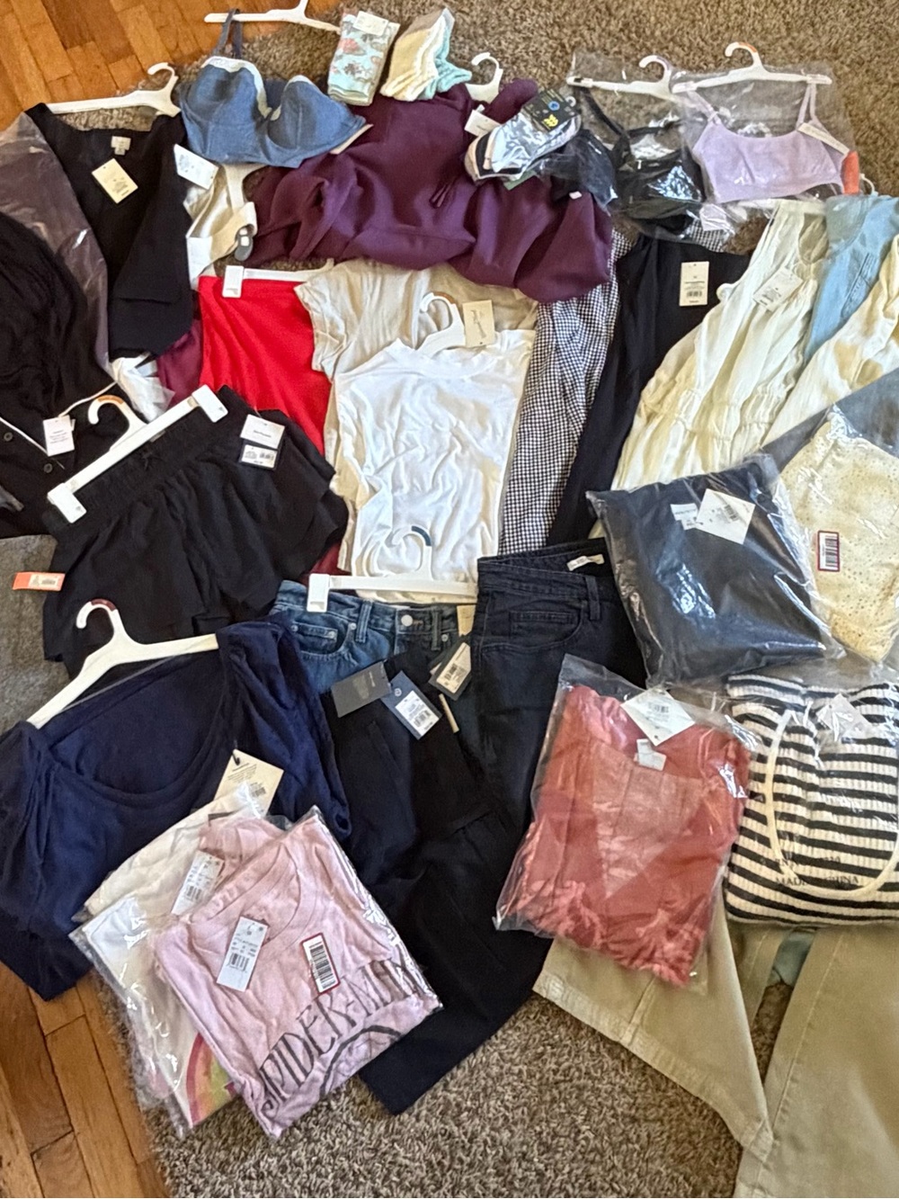 16 Piece Women’s New With Tags Target Summer Bundle ☀️